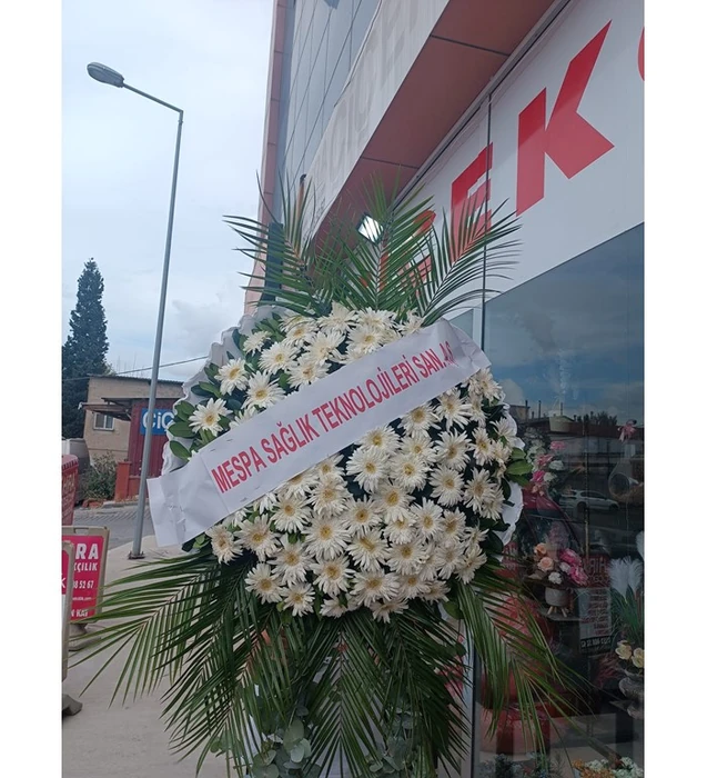 Çelenk-Ayaklı sepet